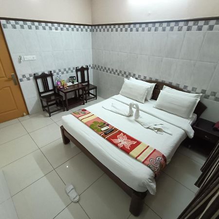 Hotel Arunachala ปอนดิเชอรี ภายนอก รูปภาพ