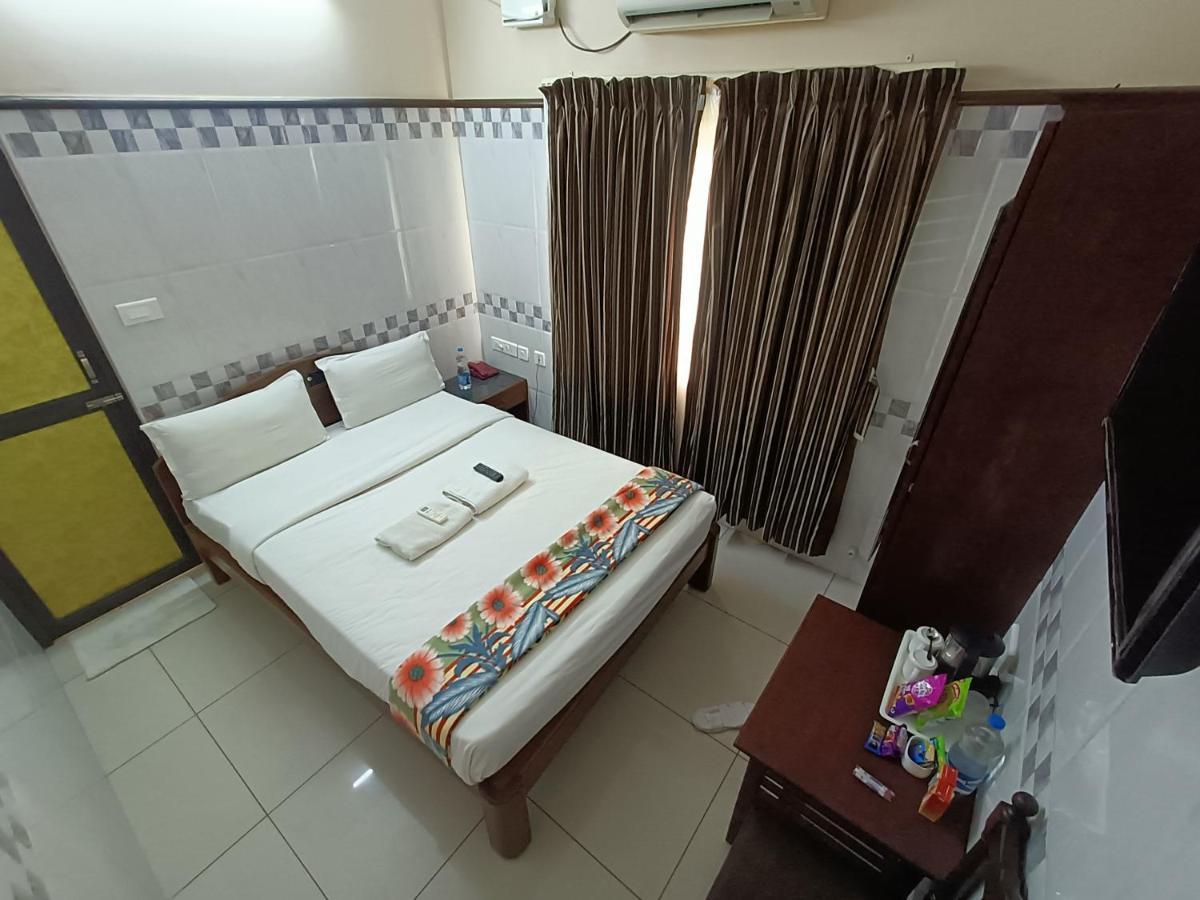 Hotel Arunachala ปอนดิเชอรี ภายนอก รูปภาพ