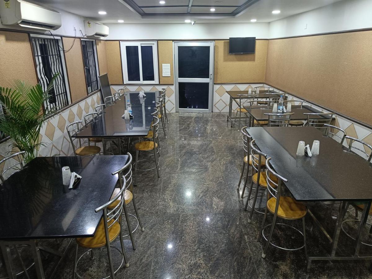 Hotel Arunachala ปอนดิเชอรี ภายนอก รูปภาพ