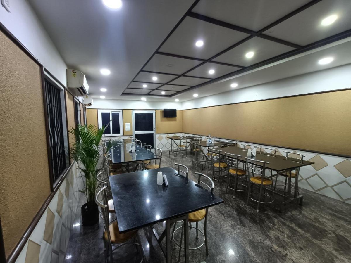 Hotel Arunachala ปอนดิเชอรี ภายนอก รูปภาพ