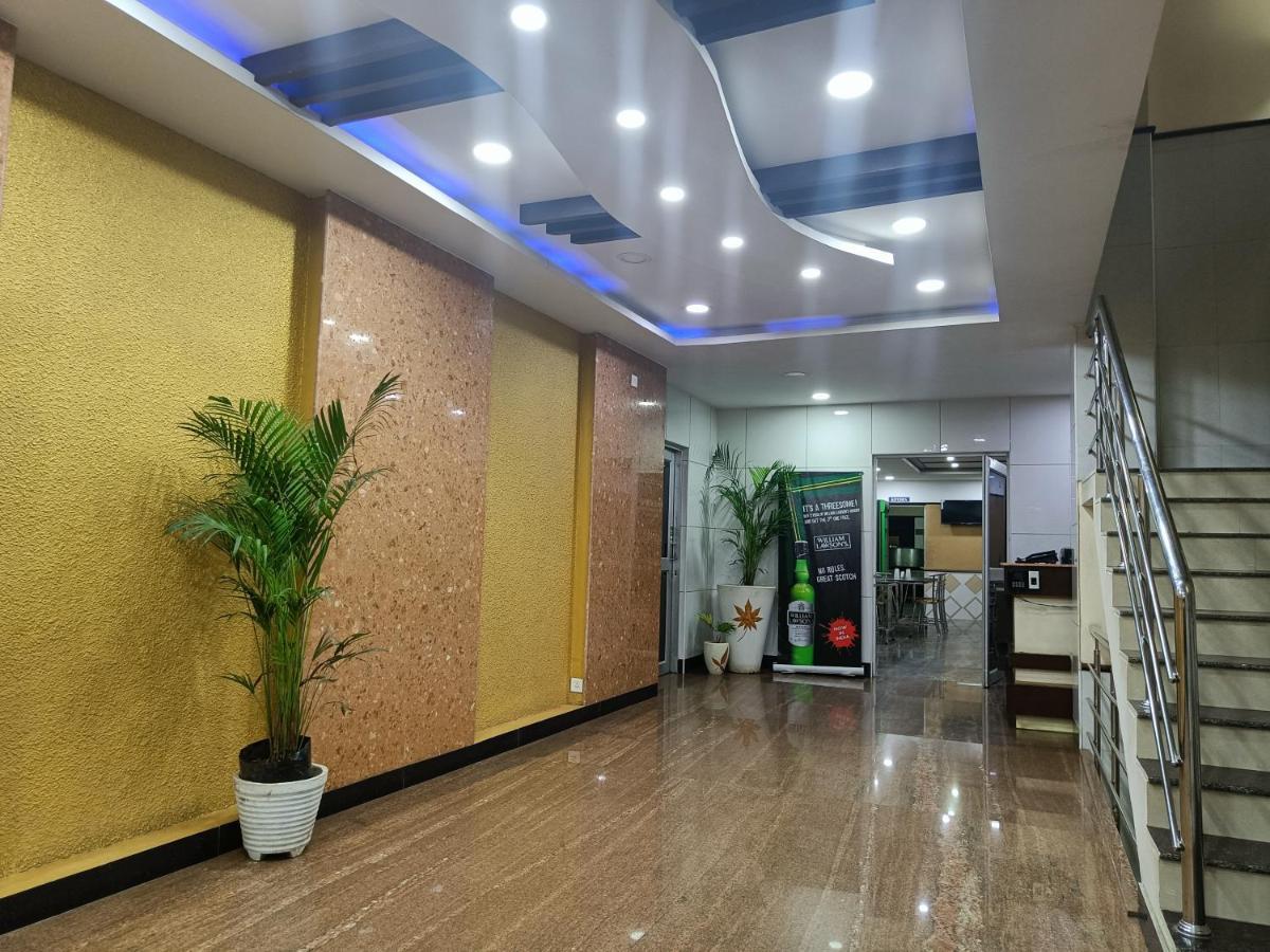 Hotel Arunachala ปอนดิเชอรี ภายนอก รูปภาพ